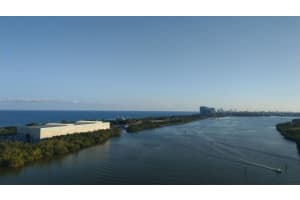 300 Bayview Dr APT 1208, Sunny Isles Beach, FL 33160, Sold 03/11/25