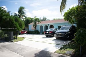 2206 Washington St, Hollywood