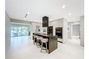 931 NE 140th St, North Miami, FL 33161, Sold 03/05/25
