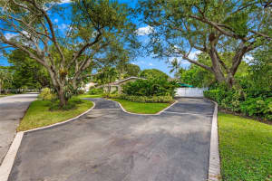 12721 SW 70th Ave, Miami, FL 33156, Sold 01/31/25