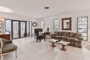 7805 SW 165th St, Palmetto Bay, FL 33157, Sold 01/27/25