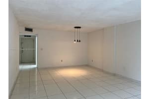 2780 NE 183rd St, Aventura, FL 33160, Sold 01/31/25