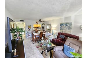 10090 NW 80th Ct, Hialeah, FL 33016, Sold 02/12/25