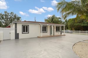 3290 NW 98th St, Miami, FL 33147, Sold 12/24/24