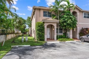 16608 NW 73rd Ct, Miami Lakes, FL 33014, Sold 02/14/25