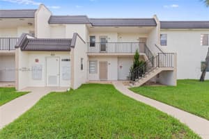 110 Lake Meryl Dr APT 213, West Palm Beach, FL 33411, - MLS#A11690836