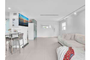 750 Michigan Ave, Miami Beach, FL 33139, Sold 03/31/25