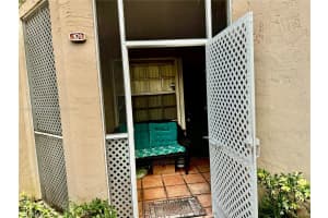 8664 SW 3rd St APT 101, Pembroke Pines, FL 33025, - MLS#A11690842