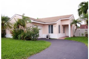 691 Shiloh Terrace, Davie, FL 33325, Sold 02/07/25