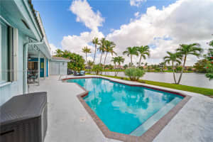 6881 W Longbow Bend, Davie, FL 33331, Sold 01/08/25