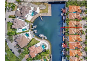 1061 Waterside Ln, Hollywood, FL 33019, Sold 01/17/25