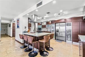 1800 NE 114th St APT 811, Miami, FL 33181, - MLS#A11691001