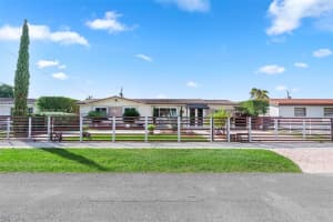2904 SW 92nd Ct, Miami, FL 33165, Sold 12/27/24