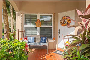 7981 S Southwood Cir, Davie, FL 33328, Sold 02/28/25