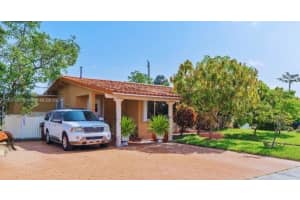 981 W 53rd St, Hialeah, FL 33012, Sold 03/12/25