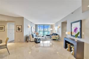 2800 Island Blvd 1001, Aventura