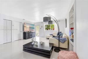 10411 SW 51st St, Miami, FL 33165, Sold 04/12/25