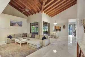 8129 Princess Palm Cir, Tamarac, FL 33321, Sold 03/27/25