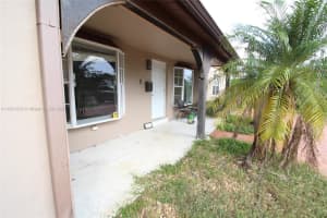 1401 NW 45th St, Fort Lauderdale, FL 33309, Sold 12/27/24