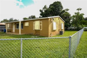 3130 NW 160th St, Miami Gardens, FL 33054, Sold 01/13/25