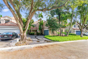 10321 NW 11th Ct, Plantation, FL 33322, Sold 02/13/25