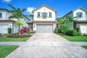 11847 SW 13th Ct, Pembroke Pines, FL 33025, Sold 03/12/25