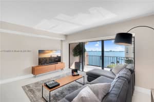 MLS# A11691470, Miami, Florida 33181