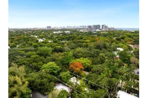 3582 Avocado Ave, Miami, FL 33133, Sold 01/10/25