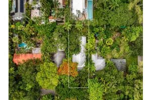 3582 Avocado Ave, Miami, FL 33133, Sold 01/10/25