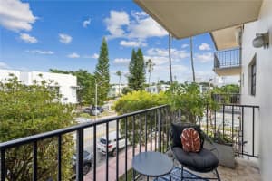 950 Euclid Ave, Miami Beach, FL 33139, Sold 12/20/24