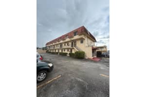 6900 W Flagler St, Miami, FL 33144, Sold 01/01/25