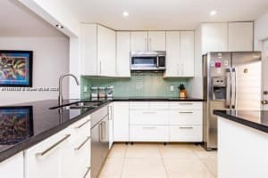 2081 S Ocean Dr 411, Hallandale Beach