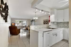 3501 NW 47th Ave APT 515, Lauderdale Lakes, FL 33319, - MLS#A11691724