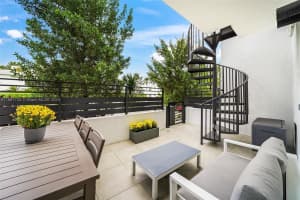 1030 15th St, Miami Beach, FL 33139, Sold 01/31/25