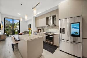 1030 15th St, Miami Beach, FL 33139, Sold 01/31/25