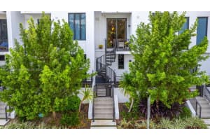 1030 15th St, Miami Beach, FL 33139, Sold 01/31/25