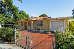 800 NE 129th St, North Miami, FL 33161, Sold 04/14/25