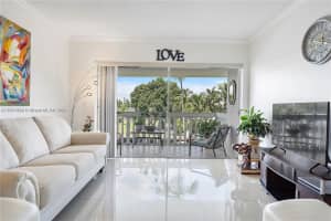 470 Paradise Isle Blvd, Hallandale Beach, FL 33009, Sold 02/13/25