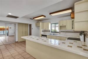 3710 SW 89th Ave, Miami, FL 33165, Sold 04/29/25