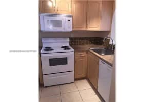 488 Nw 165th St Rd B-411, Miami
