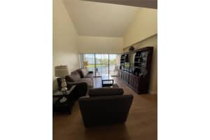 502 SW 87th Ave, Miami, FL 33174, Sold 12/30/24