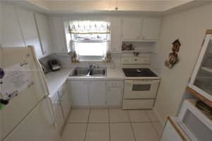 2569 Dudley Dr W, West Palm Beach, FL 33415, Sold 02/25/25