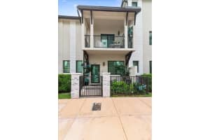 4281 NW 83rd Path, Doral, FL 33166, Sold 02/05/25
