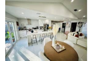 9500 NW 13th St, Pembroke Pines, FL 33024, Sold 02/26/25
