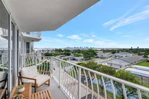 7601 E Treasure Dr, North Bay Village, FL 33141, Sold 07/02/25