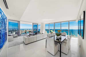 300 Biscayne Blvd Way, Miami, FL 33131, Sold 03/14/25
