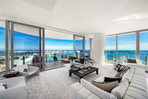 300 Biscayne Blvd Way, Miami, FL 33131, Sold 03/14/25