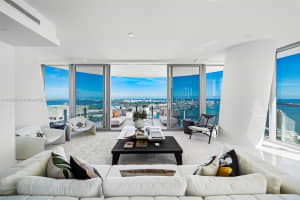 300 Biscayne Blvd Way, Miami, FL 33131, Sold 03/14/25