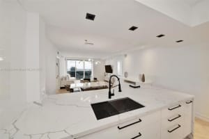 1830 S Ocean Dr APT 4704, Hallandale Beach, FL 33009, - MLS#A11692239