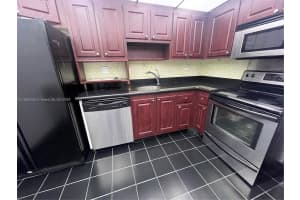 301 174th St APT 2407, Sunny Isles Beach, FL 33160, Sold 06/30/25